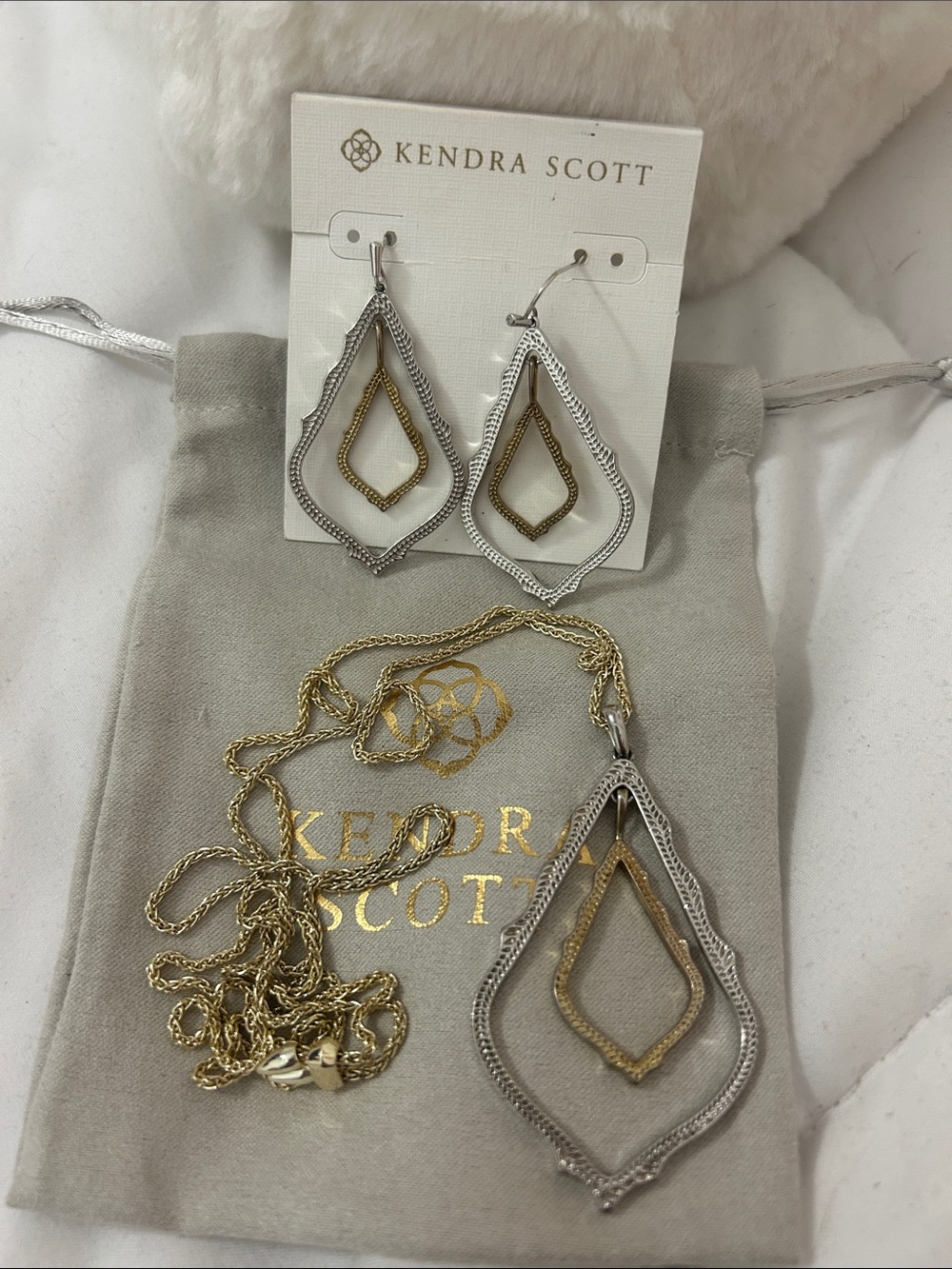 Kendra Scott Sophee Mixed Metal Necklace & Earrings Set